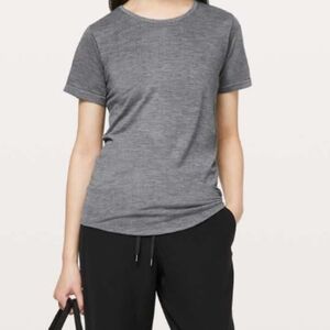 Lululemon Aerial Silk Relaxed Tee 10 Black White Grey Rare